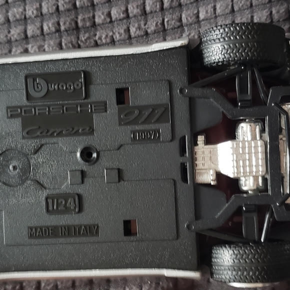 Bburago Porsche Carrera - Picture 2 of 7